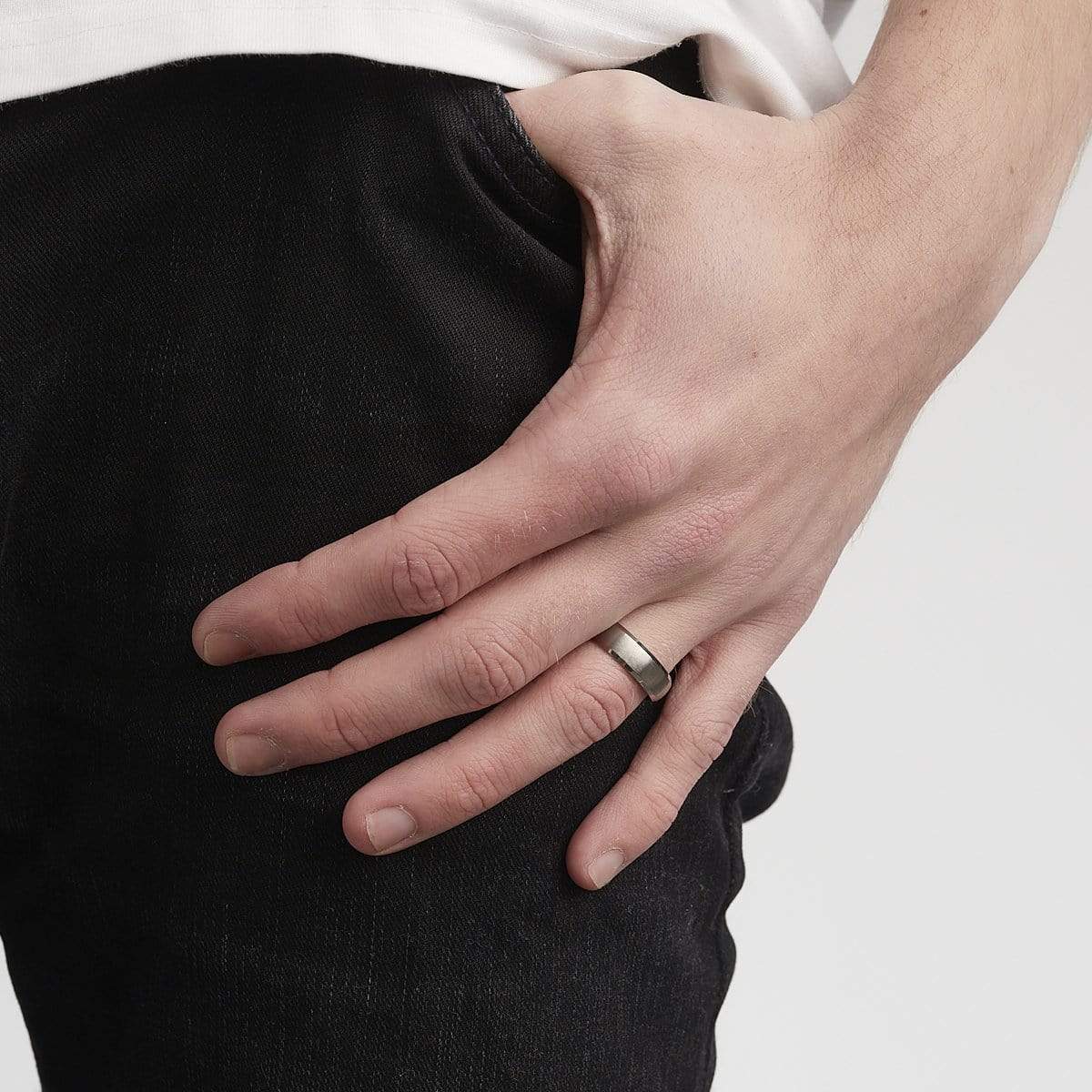 Men’s Beveled Edge Silver Titanium Ring - Image 3