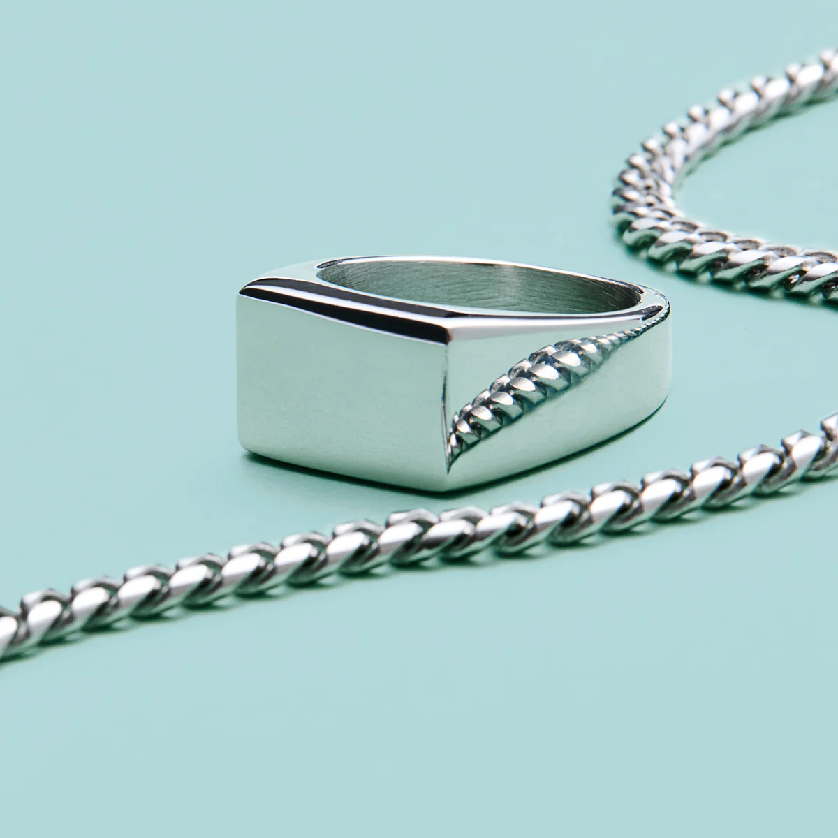 Men’s Silver Rectangle Signet Ring - Image 3