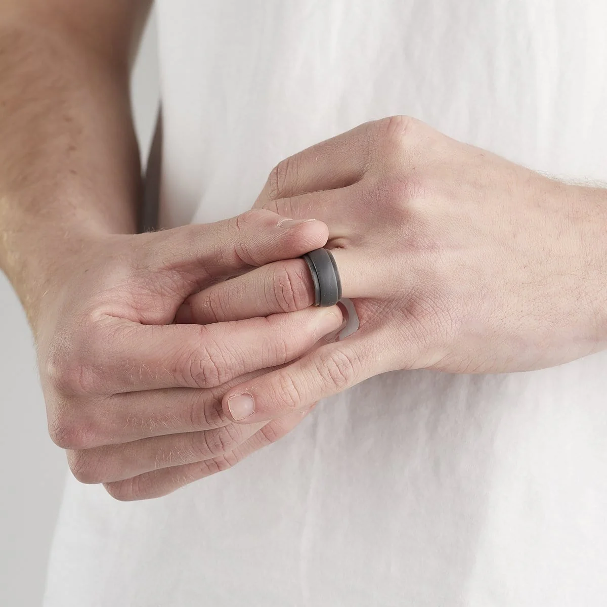 Men’s Stepped Edge Silicone Ring Bundle - Image 3