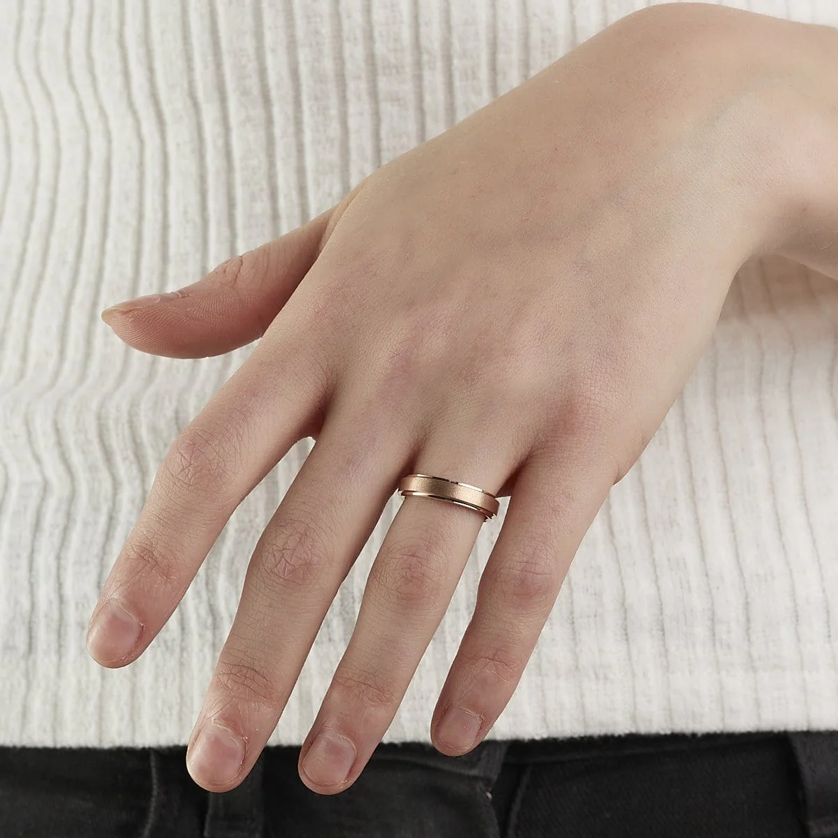 Women’s Sandblasted Tungsten Ring - Image 3